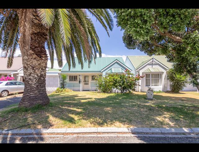 2 BEDROOM SEMI DETACHED SOLD IN BLOUBERG SANDS